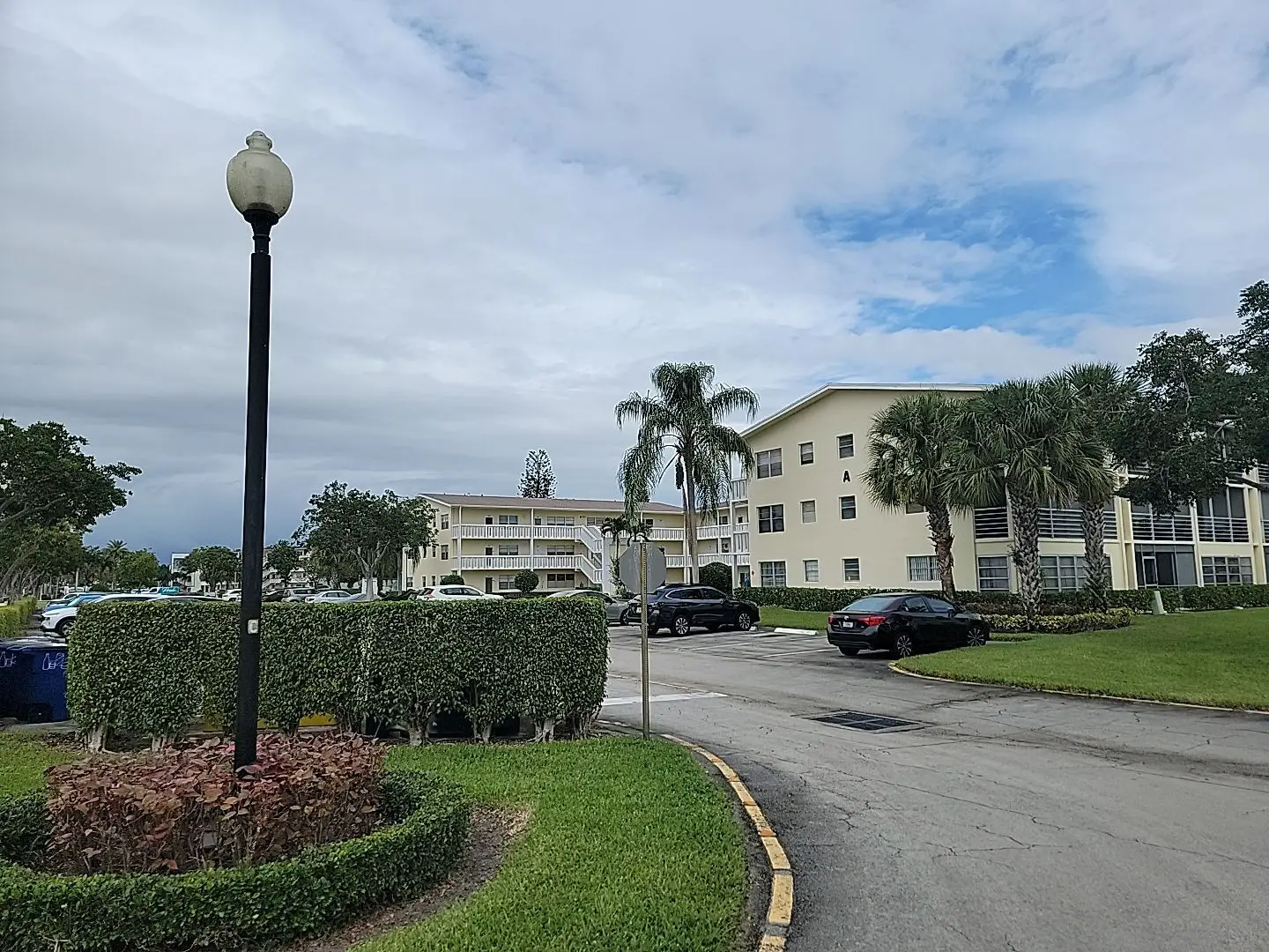 the roads in a condo association in Boca Raton, FL