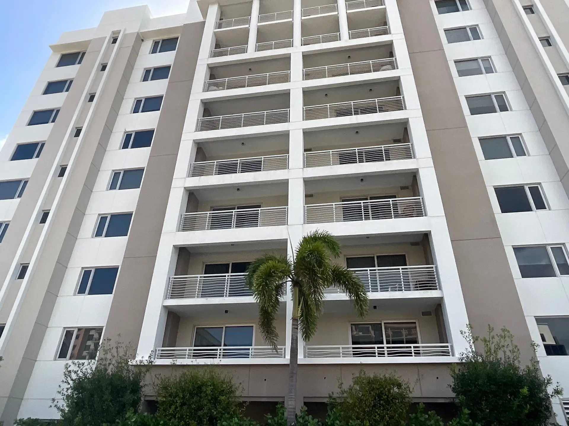 high-rise condo association in West Palm Beach, FL