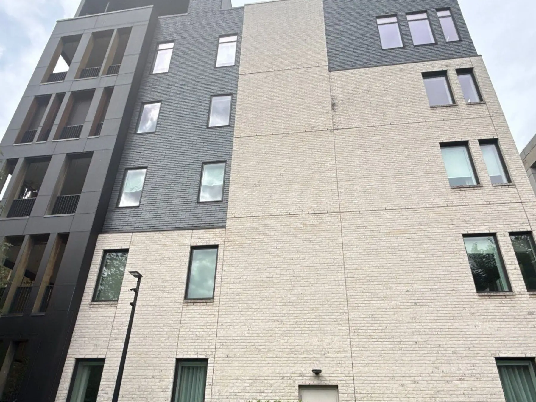 condo building in Atlanta, GA