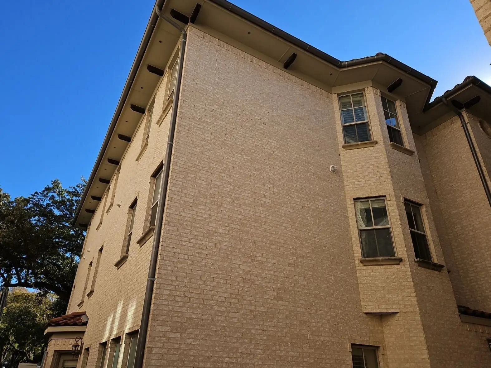 large condos in Dallas, TX