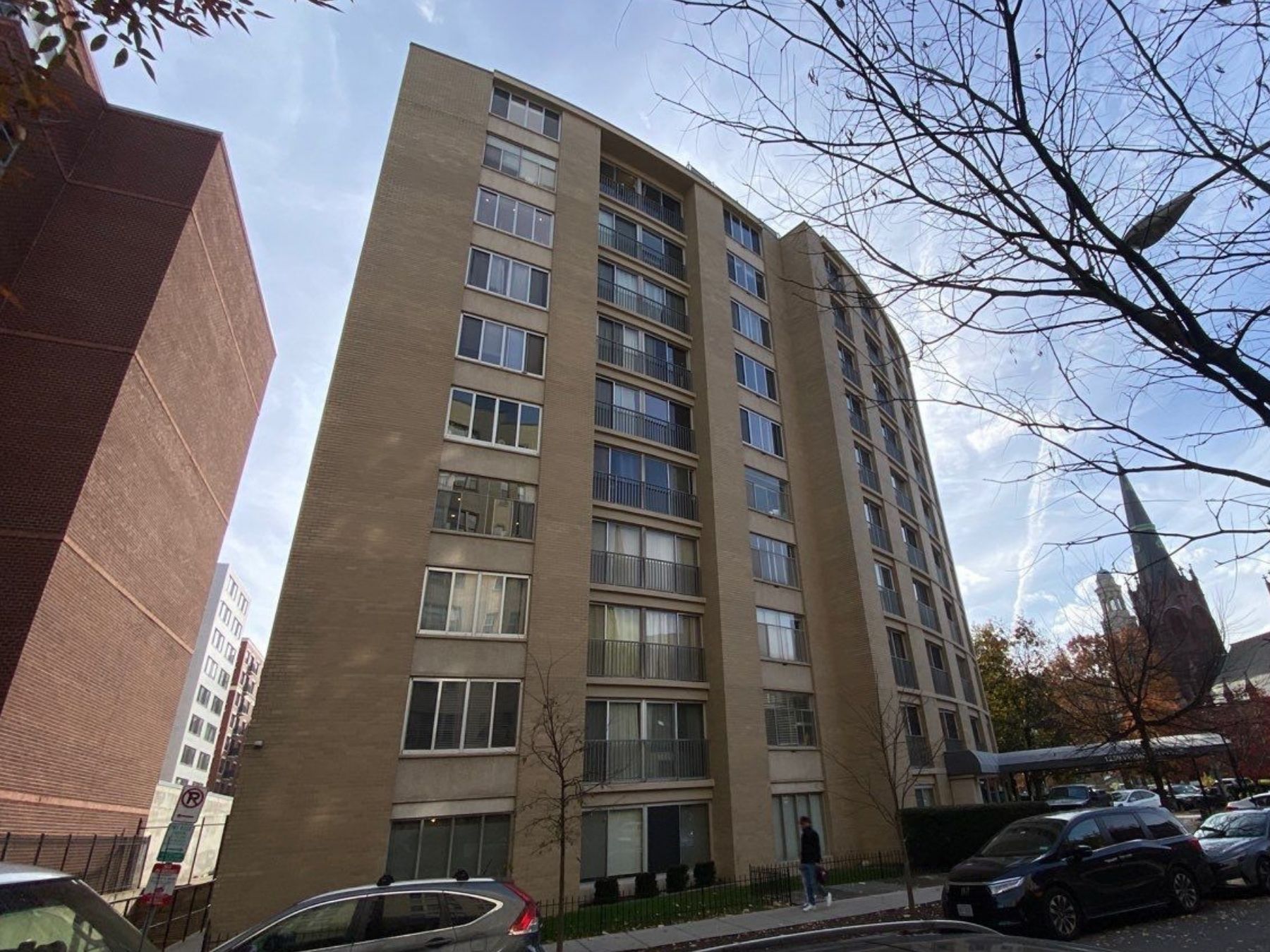 Condos in Washington, DC Large building