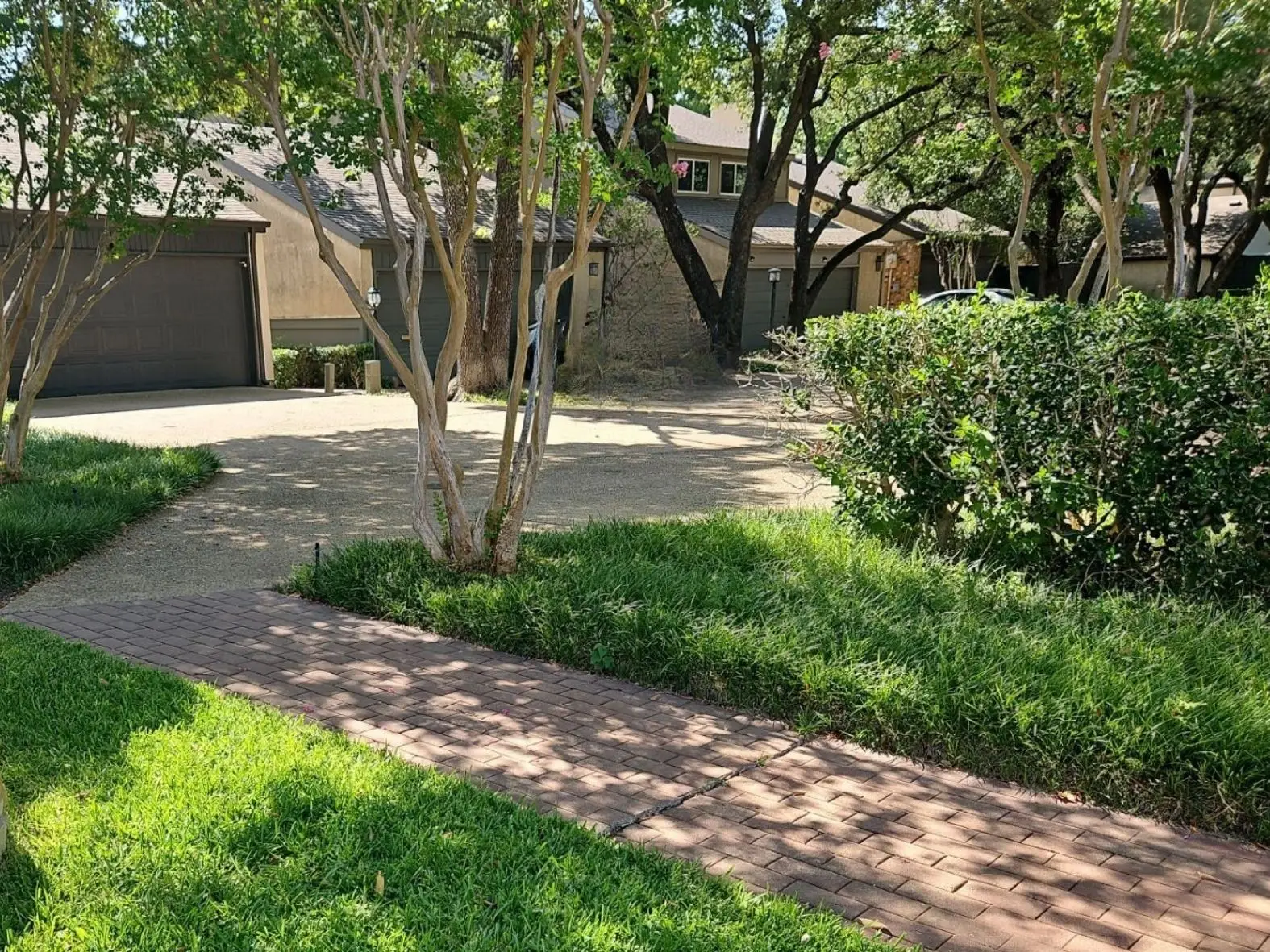 Large HOA community in Dallas, TX